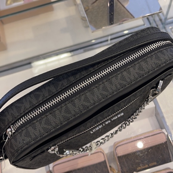 Michael Kors Jet Set Item Large East West Zip Chain MK Signature Crossbody Bag - Picture 4 of 16